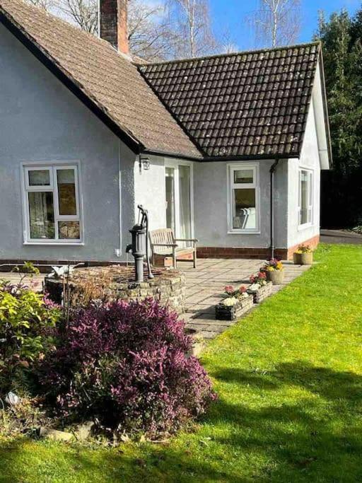 A Spacious Hidden Gem With Hot Tub, Lovely Garden & Views Kington  Exterior foto